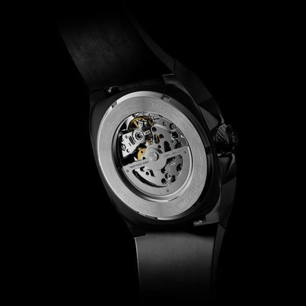 A002 Black